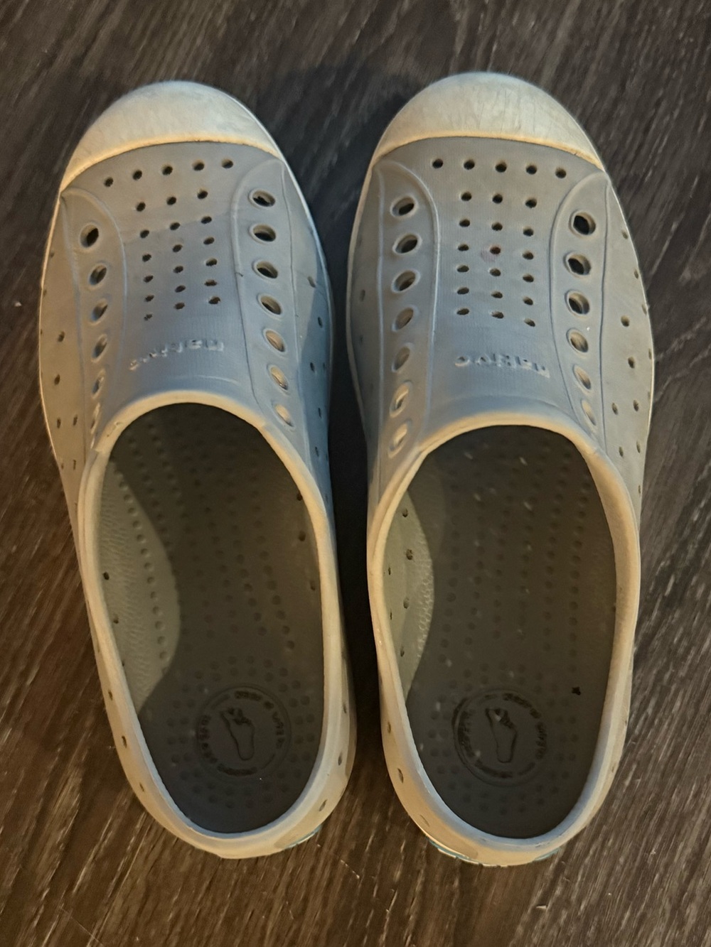 Authentic Native Kids Unisex Jefferson Slip-On Water Shoes in Gray! Size: 13